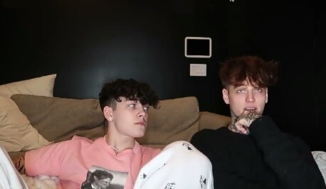 karlaxaaron's tweet photo. I want someone who looks at me like they look at each other ship #luron🫶😍😭 @itaintaaron @Mostly_luca https://t.co/ZbzBXHS46x