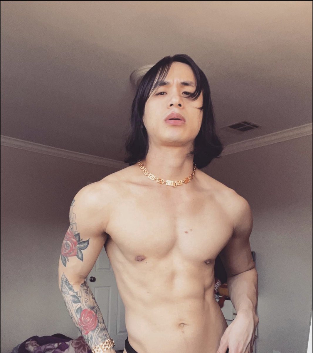 sonsexy31's tweet photo. https://t.co/ZXvxBFGSXF
