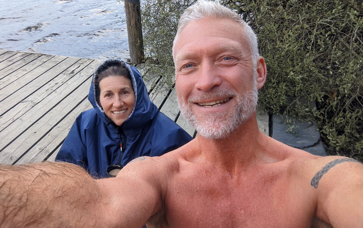 adamsmithrehab's tweet photo. Lovely atmospheric dip in Coniston this evening. 
#postcoviddip3
#slowlydoesit
#easingbackin https://t.co/ynZDTfcEfG