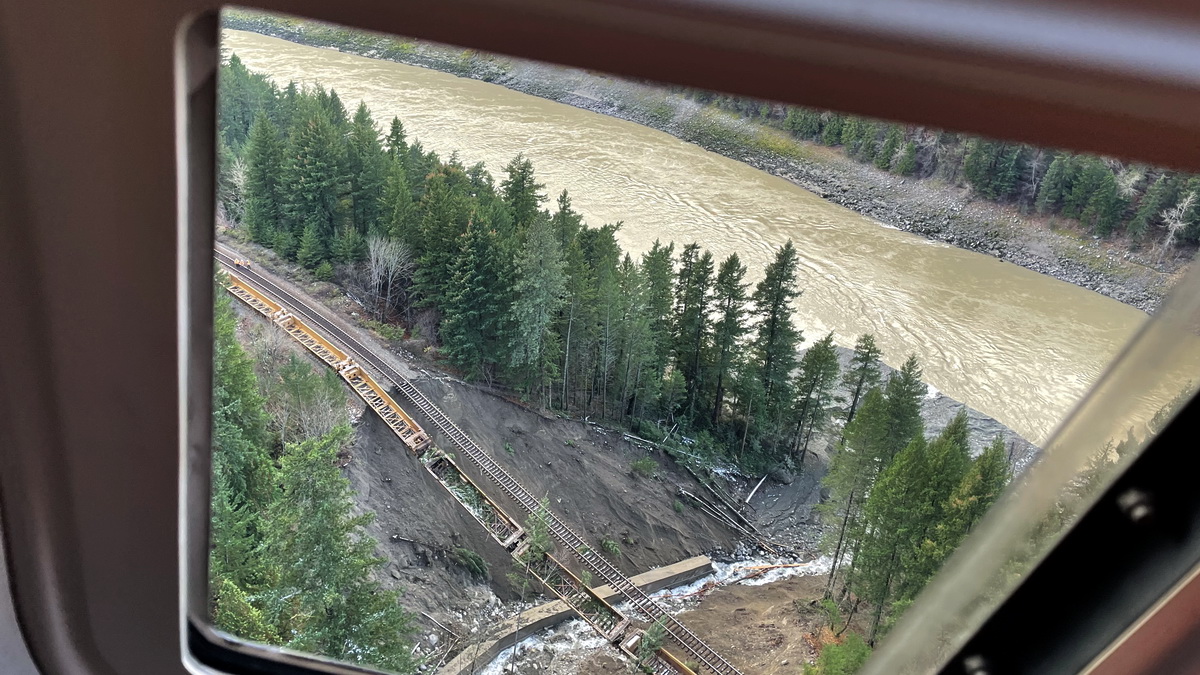 associatedeng's tweet photo. The ongoing #recovery effort following last fall's #floods in #BC is a massive undertaking. Read about some of the #engineering services our multi-discipline team is providing in today's post. MORE: https://t.co/uHgVDGtmET https://t.co/TxoLl4NNPo