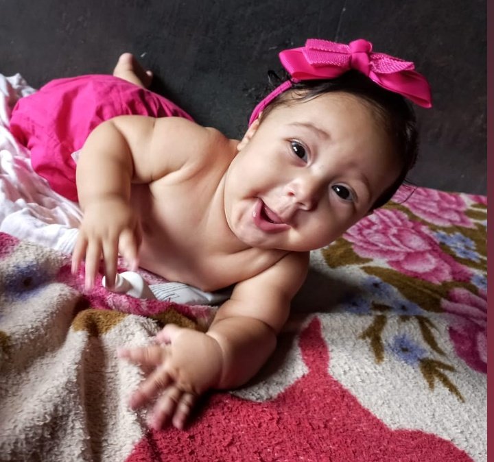 Obrigado por tanto , por ser tudo quando não tenho nada ,por me fazer sorrir quando mais preciso, por ser o motivo de eu querer ser melhor.
Te amo Filha ❤️😍🥺