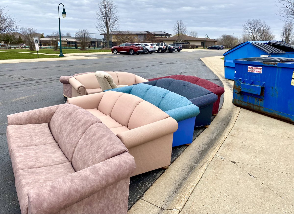 MarklundCharity's tweet photo. Thanks to a generous donation we’re able to upgrade our residential home couches for beautiful new recliners. The residents are already kicking back, relaxing and enjoying the new chill spots in their homes.
#SpringCleaning2022 #donationsmakeadifference https://t.co/yCYbzo9n6P