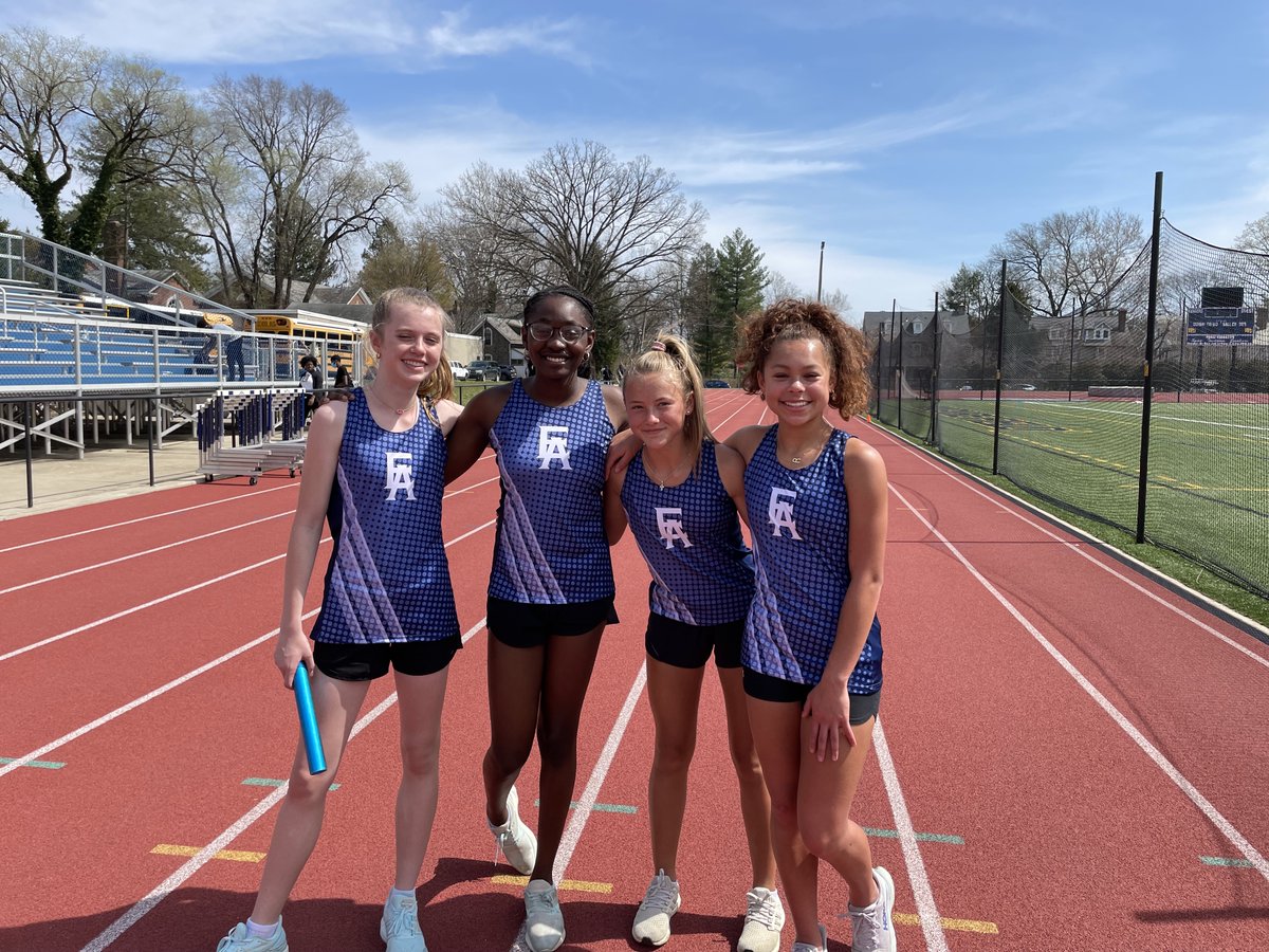 ea_middle's tweet photo. EA Middle School 4x100m Relay Teams qualify for the Penn Relays! Congratulations to Lindy Schmedlin, Ivie Enakhimion, Mia Ganzhorn, Ryann Newcomb, Lance Bowman, Reid Lawler, Michael Chadwick, and Eloho Omuyeh! They run on Friday, April 29th at Franklin Field. https://t.co/hut909cU98