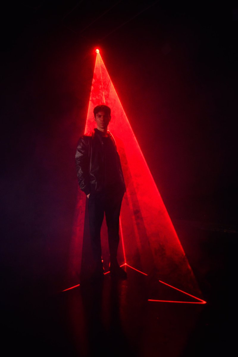 IAMDYMND's tweet photo. I’m coming! 🛸🛰 https://t.co/24H7hrNwdk