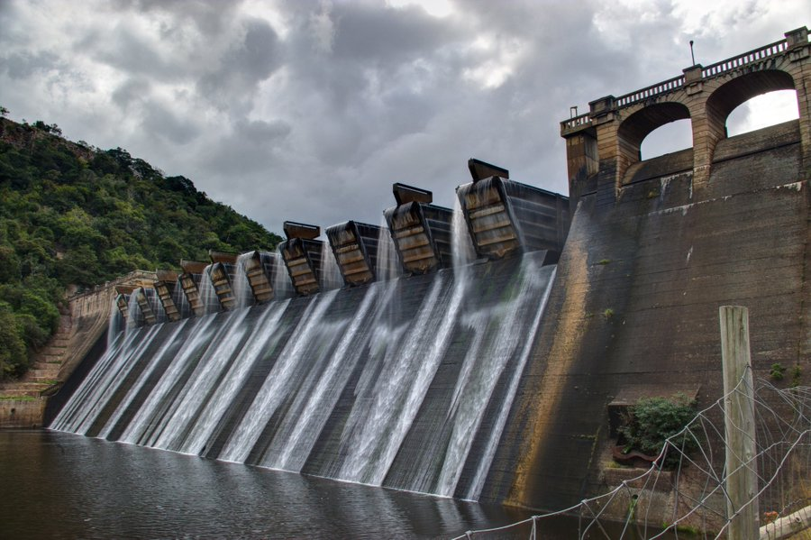 ChangingthingsS's tweet photo. @DWS_RSA Time, we pay tribute to our engineers!
@DWS_RSA would like to reiterate that Shongweni Dam has not collapsed. Our ENGINEERS have equipped the dam with 10 Hydroplus fuse gates which are designed to "tip" &amp; fail in sequence to avoid catastrophic failure of the entire dam. #SANCOLD https://t.co/hGMOmMmb9l