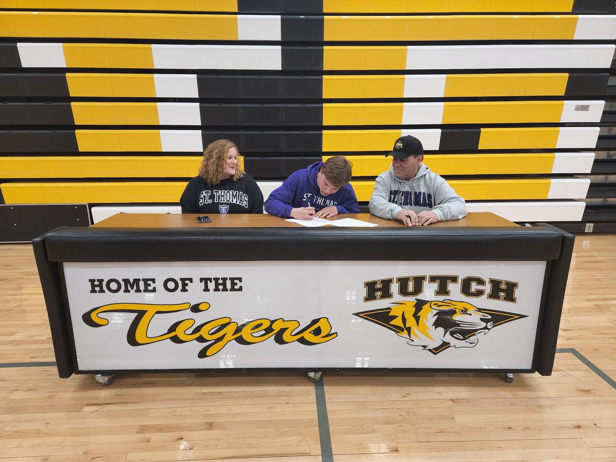 Congratulations to Mitchell Piehl for signing his National Letter of Intent to continue his track career at the University of St. Thomas.