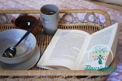 Flourish_Focus's tweet photo. Many times self-help books are dismissed and even mocked. You can get a lot out of the right ones.📕  https://t.co/cNsiEsWdMh https://t.co/0mFLlzGvoD