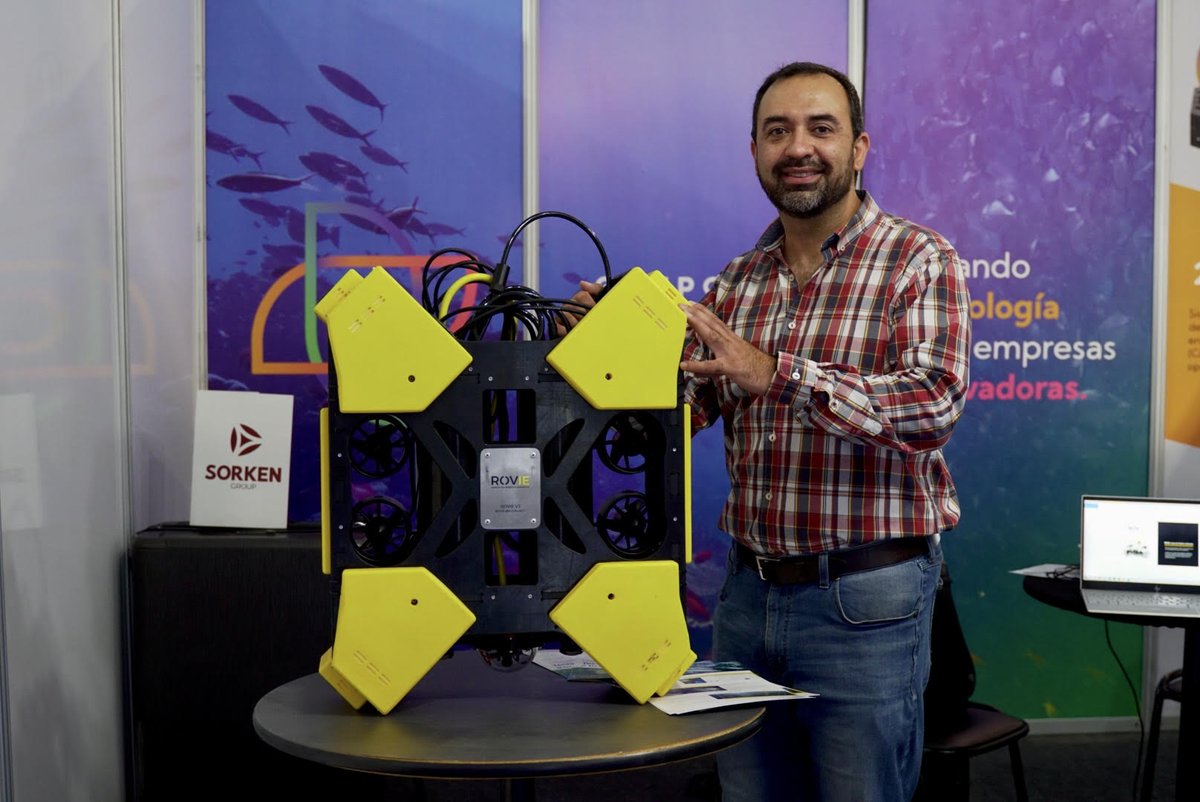 InnovaEngine's tweet image. #Prensa &quot;Es muy importante que nuestra industria entregue oportunidades al desarrollo tecnológico hecho en Chile, para avanzar hacia un país más innovador y con una mayor propuesta de valor exportable” dice @gacitua_decar en esta nota de @AQUASocial aqua.cl/2022/04/12/rob…