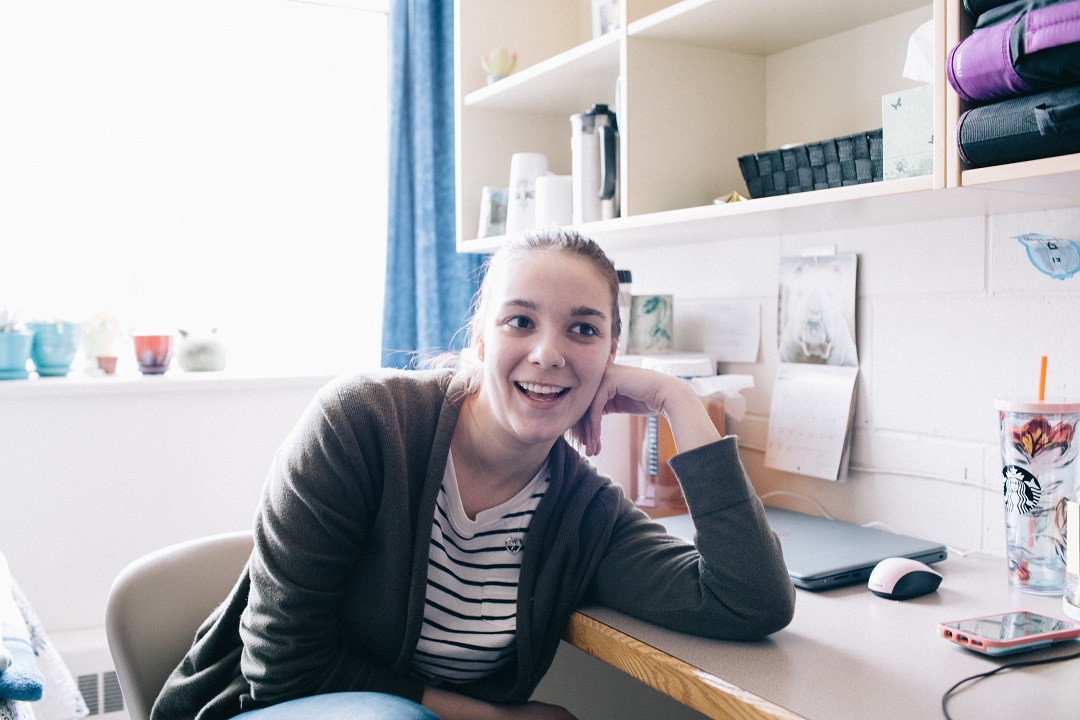 CMUwpg's tweet photo. We want you to join us for a Virtual Open House!

On April 27 join us for a virtual tour of the CMU campus, engage in live Q&amp;A with the Admissions team, and hear from faculty and current students.

Register at https://t.co/NZnSndHoYN.

#CMUwpg #bepartofthedifference https://t.co/PjbKVsvWcu