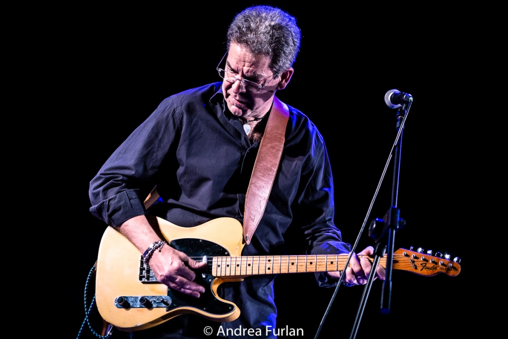 OffTopicWeb's tweet photo. SirJoe Polito @ Spazio Teatro 89, Milano – 19 marzo 2022
Articolo di Aldo Pedron e immagini di Andrea Furlan
#offtopicmagazine #magazine #music #livereport #report @sirjoepolito @spazioteatro89 @andreafurlan63 @aldopedron
https://t.co/MzFkAFDOKi https://t.co/nNmcPf6ycx