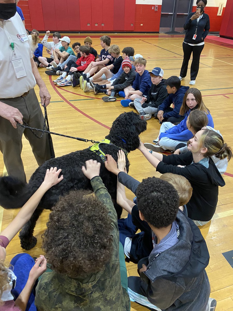 JulianPE tweet media