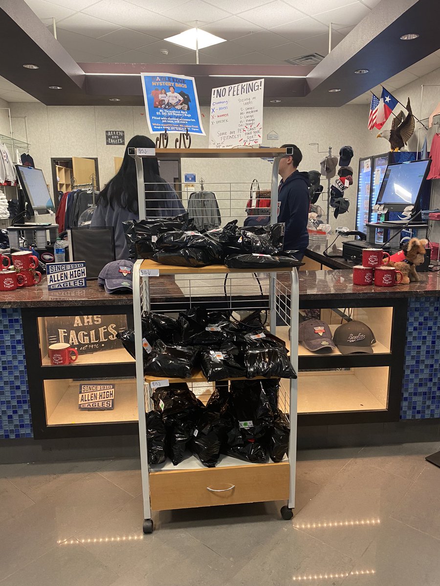AllenEagleEdge's tweet image. Come down to the Eagle Edge and shop our mystery bags for a surprise!! @AHSHouse600 @AllenHS_Eagles @Allen_CTE