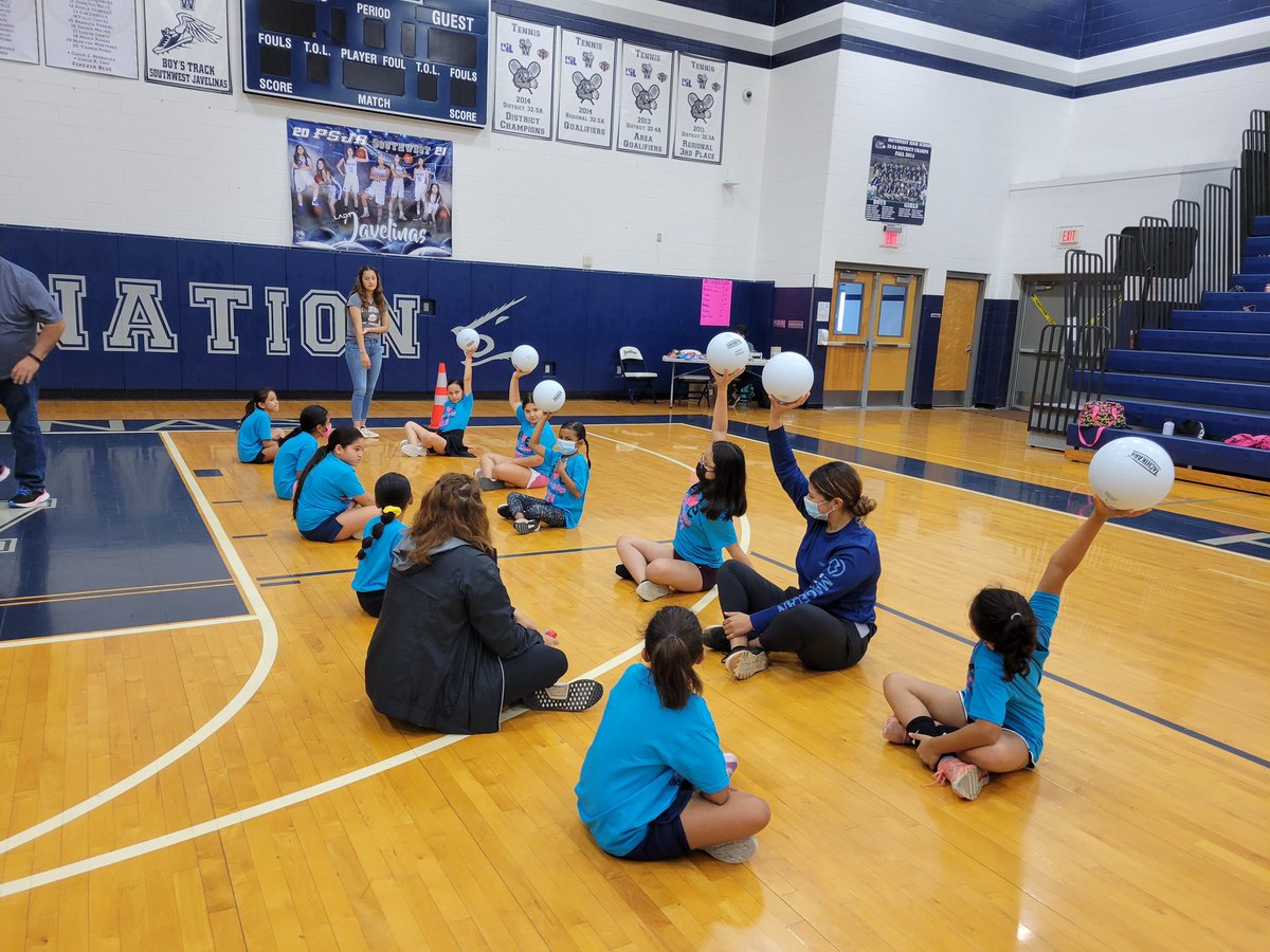 ladyjavelinasvb's tweet photo. This summer (July 12-14) we will be hosting our 2nd Annual 3 Day Lady Javelinas Volleyball Camp.  We are currently looking for sponsors to help cover the expenses such as:

-Camp T-shirts
-Volleyballs
-Snacks 

-Our goal is to provide a FREE camp!

Spread the word!
#PSJAPride https://t.co/PNWJ78eNs8
