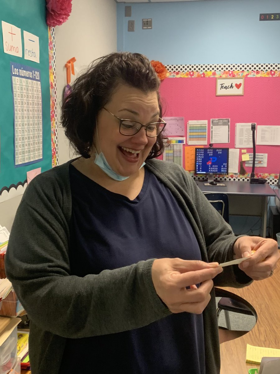 Lauren Davis tweet media