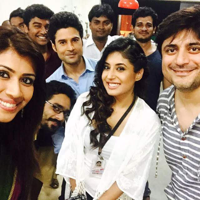 namrata_3198's tweet photo. Memories ❤
@RK1610IsMe @Kritika_Kamra @PuruChibber @GOLDIEBEHL #Reporters #7yearsofreporters https://t.co/4PNxmboijX