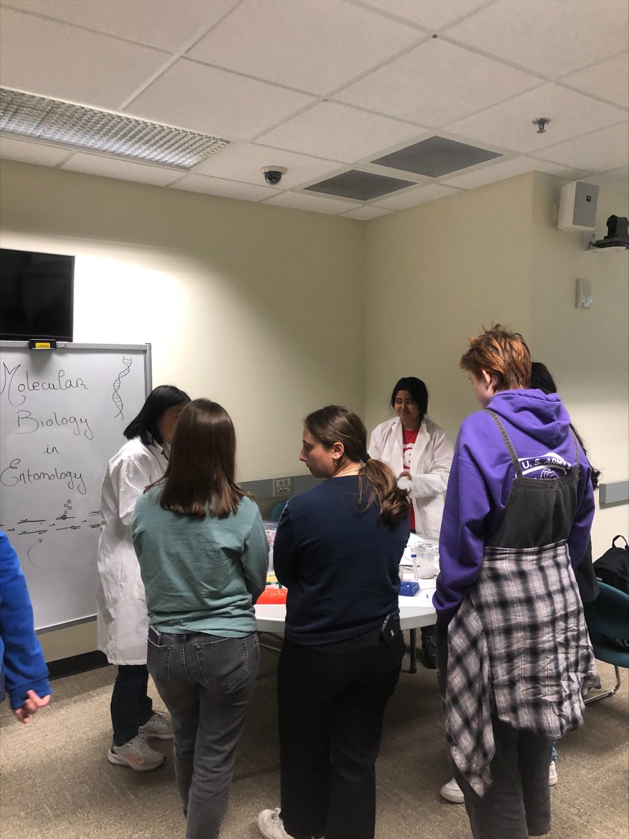 UNL Entomology Lawrence Bruner Club (@brunerunl) on Twitter photo Last weekend, <a href="/UNLEntomology/">Nebraska Entomology</a> students and faculty presented #Entomology to Nebraska high school students at the #WomenInScience symposium! The students loved it, thanks to all those that helped make it happen! #Entomologyisforeveryone #WomeninSTEM Last weekend, <a href="/UNLEntomology/">Nebraska Entomology</a> students and faculty presented #Entomology to Nebraska high school students at the #WomenInScience symposium! The students loved it, thanks to all those that helped make it happen! #Entomologyisforeveryone #WomeninSTEM