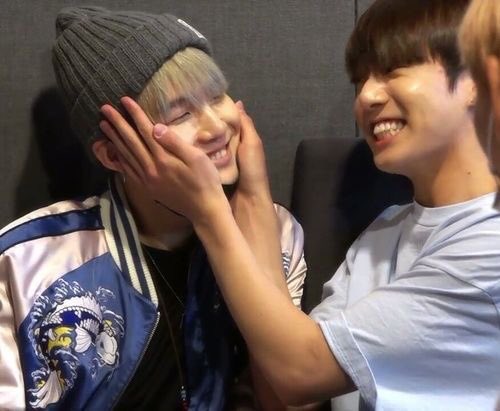 minyoonskook's tweet photo. @Maknae__ot7 If I have twins imma name them Daechwita and Taechwita..If not imma name them Daydream and Shadow https://t.co/ayQbcU9Kba