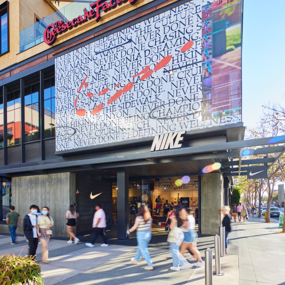 Santa Monica Place tweet media