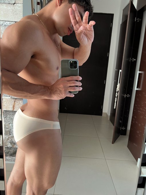 Wednesday 🍑💦  Onlyfanss 20% OFF 🍆🍆  https://t.co/uiUqR0GpdC https://t.co/qlNADATtfC