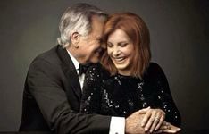 gne1972's tweet photo. @Dr_Moss11_ @Erinmoss_16 #hart2hart #som #oltl #shortweek #EasterHoliday https://t.co/jeF5GTrxJV