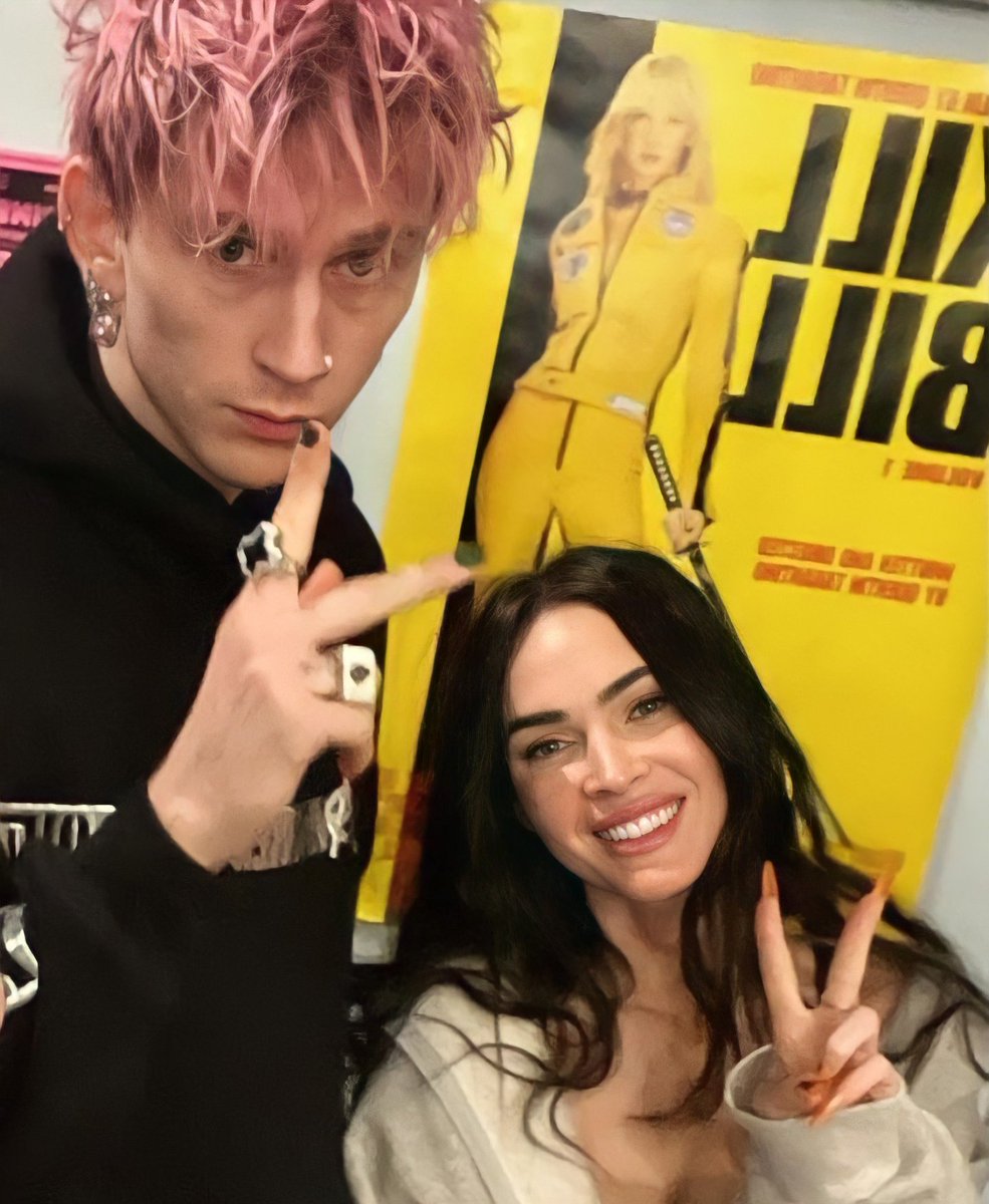 meganfoxcentral's tweet photo. 📸 Megan Fox e Machine Gun Kelly ❤️
#Recente https://t.co/phHKhfxdaP
