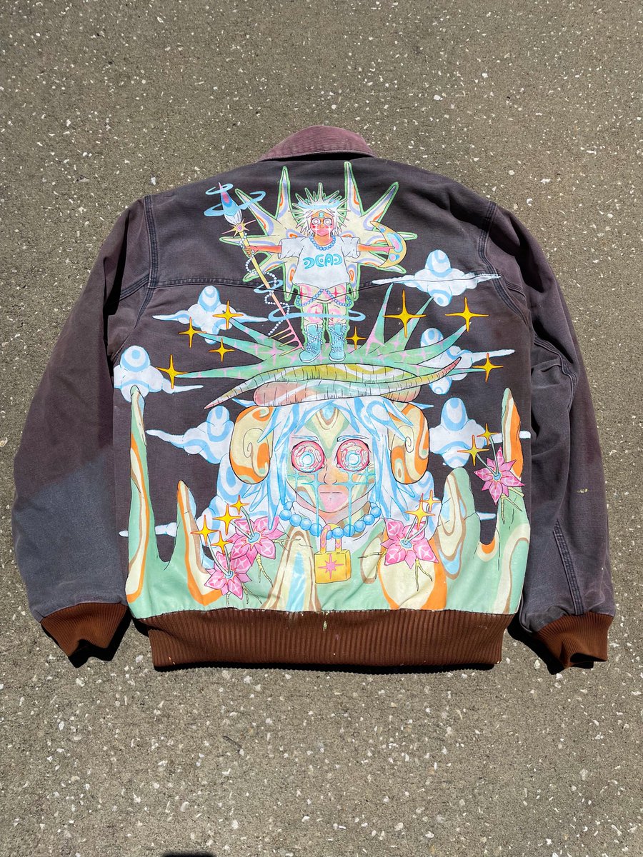 sageinutopia's tweet photo. my new piece “reincarnation” hand painted &amp; dyed vintage carhartt jacket. this piece is about fighting through the feeling of not wanting to live &amp; realizing it’s really just the old version of yourself that needs to die so your new, better self can thrive: thread! https://t.co/G1u3BVPGrf