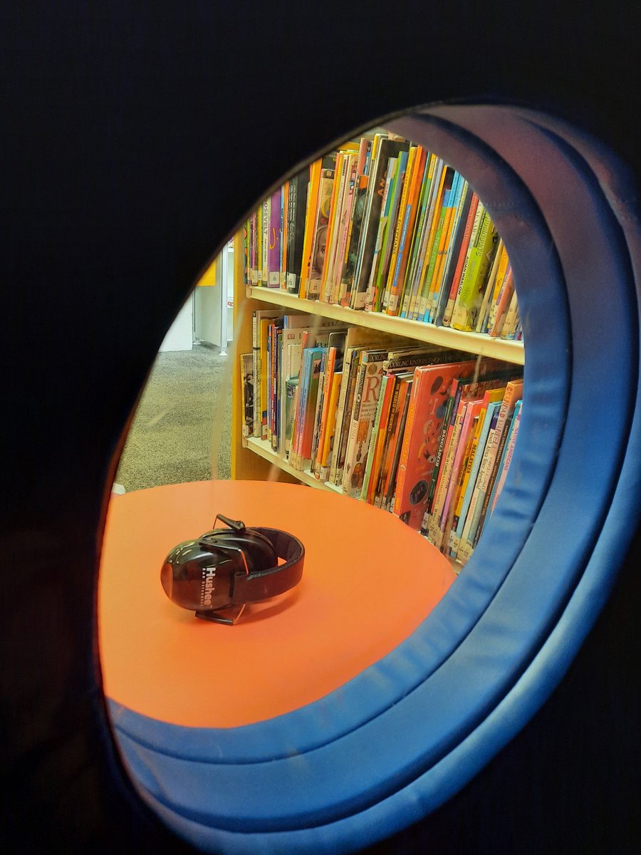 BrayFriendly's tweet photo. Did you know that Bray Library have installed a fantastic sensory space complete with a tactile roof. Fantastic to have such a facility in the community. Well done @WicklowLibs #braylibrary @SuperValuIRL @AsIAmIreland https://t.co/eHZ2DVwn60