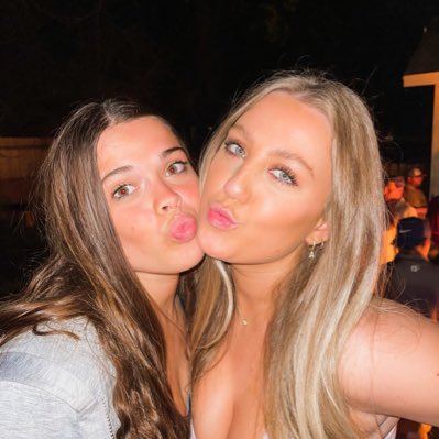 mnews32's tweet photo. #NewProfilePic @ashleyreichert2 https://t.co/7EPZVNXNtZ