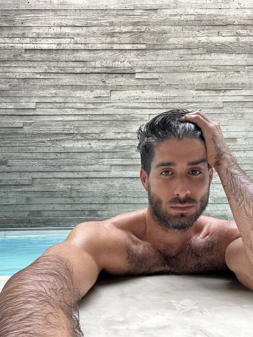 Aihn adoro ser patricinha 💅 https://t.co/jeG3ORj6Db<a href="/tag/gayporn"class="tags"><span>#gayporn</span></a><a href="/tag/onlyfans"class="tags"><span>#onlyfans</span></a>