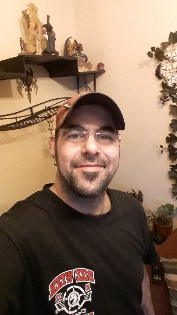 SoullessEntity's tweet photo. Long time, no pee..That's what happens when you get older..Ha, how's everyone doing? I'm not doing too bad myself after the past few years of being absent from most Social Networks..Can't say I've been doing much, not many have in recent years, but I'm making a return!! 😎 https://t.co/8jB1dX0uLy