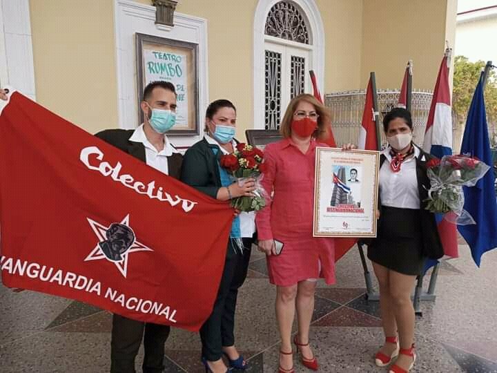 RaytePerezCruz's tweet photo. La Dirección Provincial del #BPA en #PinardelRío Colectivo Distinguido Nacional. Superiores metas con nuestro pueblo #VamosConTodo #Cuba https://t.co/oHH9NSRayc