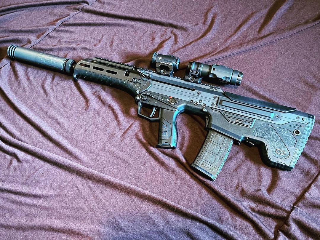 DeserttechHQ's tweet photo. These MDRX pics in the sheets and killing coyotes givin me impure thoughts...
From • @badkarma173 This will be an experiment for an effective yote rifle set up. #deserttech #silencerco #aimpoint #scalarworks #magpul #vickerstactical #tomorrowsweapons #unrivaledperformance #mdrx https://t.co/4aSQ1JwIxn