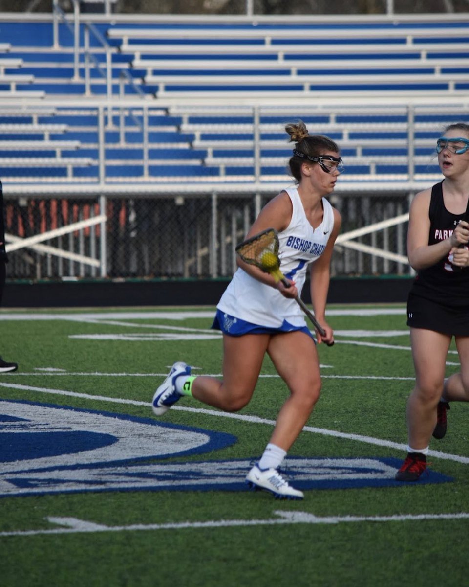 The girl’s varsity lax team defeated Park Tudor 17-2🙌🙌 Keep it up girls!! 

📸: Maggie Ryan and Charley Sydlyk