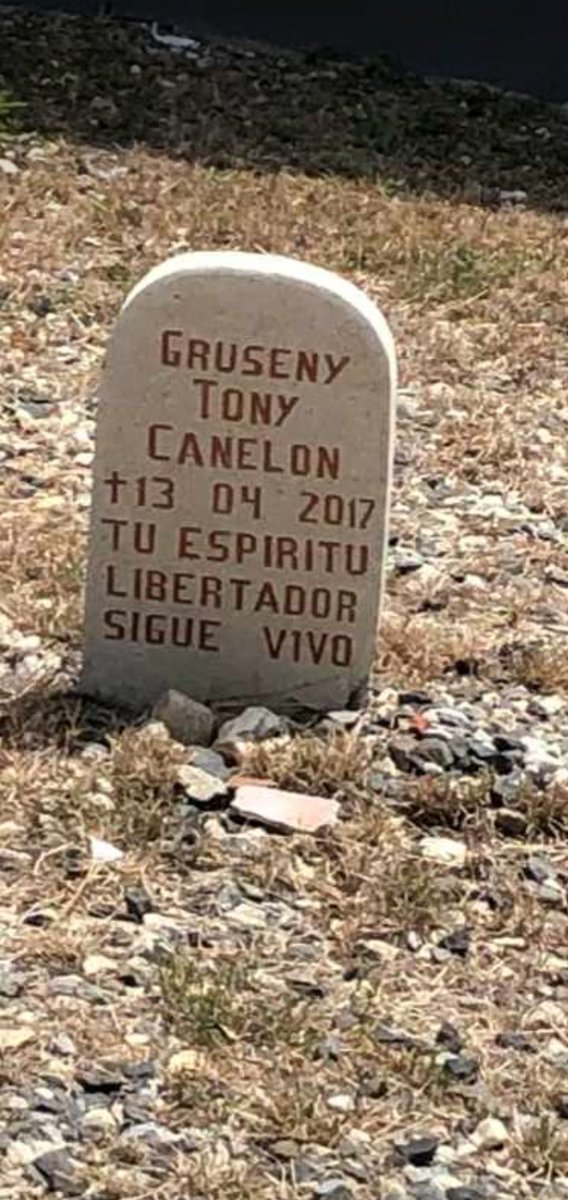 Yudith_Suarez's tweet photo. #ProhibidoOlvidar 🇻🇪 @KaryPerazaR @martinezglock @MundarayZair @ForoPenal https://t.co/k51edQjlL3