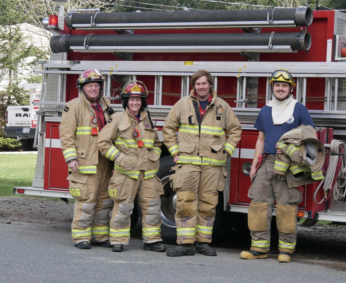 DCSheldonYoung's tweet photo. Thanks to @RiverCityFire for hosting the 2022 #EngineBoss training last weekend 👍🏼
Great work by our @BC_FireSafety Fire Service Advisors for organizing and supporting this vital training to prepare for #Wildfire season ☑️ https://t.co/47CubtCKpd