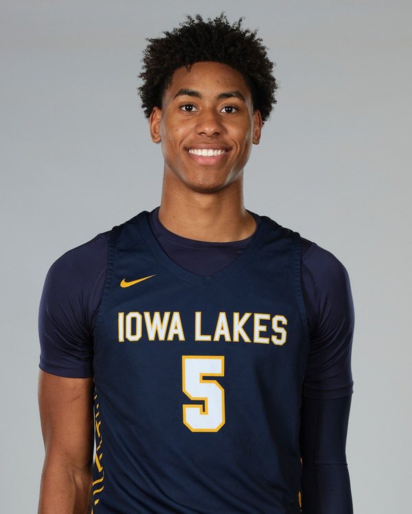 4 Year Coaches
◦Joseph Owens    <a href="/Josephowens2020/">Joseph Owens</a> 
◦7 PPG, 5 RPG  
◦3 years eligibility 
◦Can guard multiple positions and potential to be 3 level scorer. 
◦Highlights: youtu.be/XX9e2IJI32E