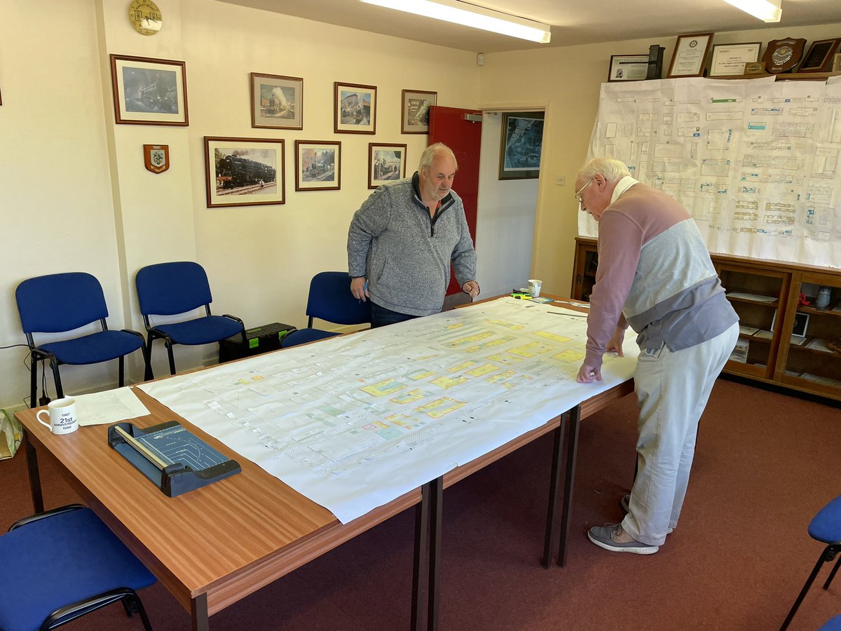 WarleyShow1's tweet photo. And now the floor plan is complete, Nigel is busy adding the stand numbers, we now have a show. https://t.co/6K23BHRnER