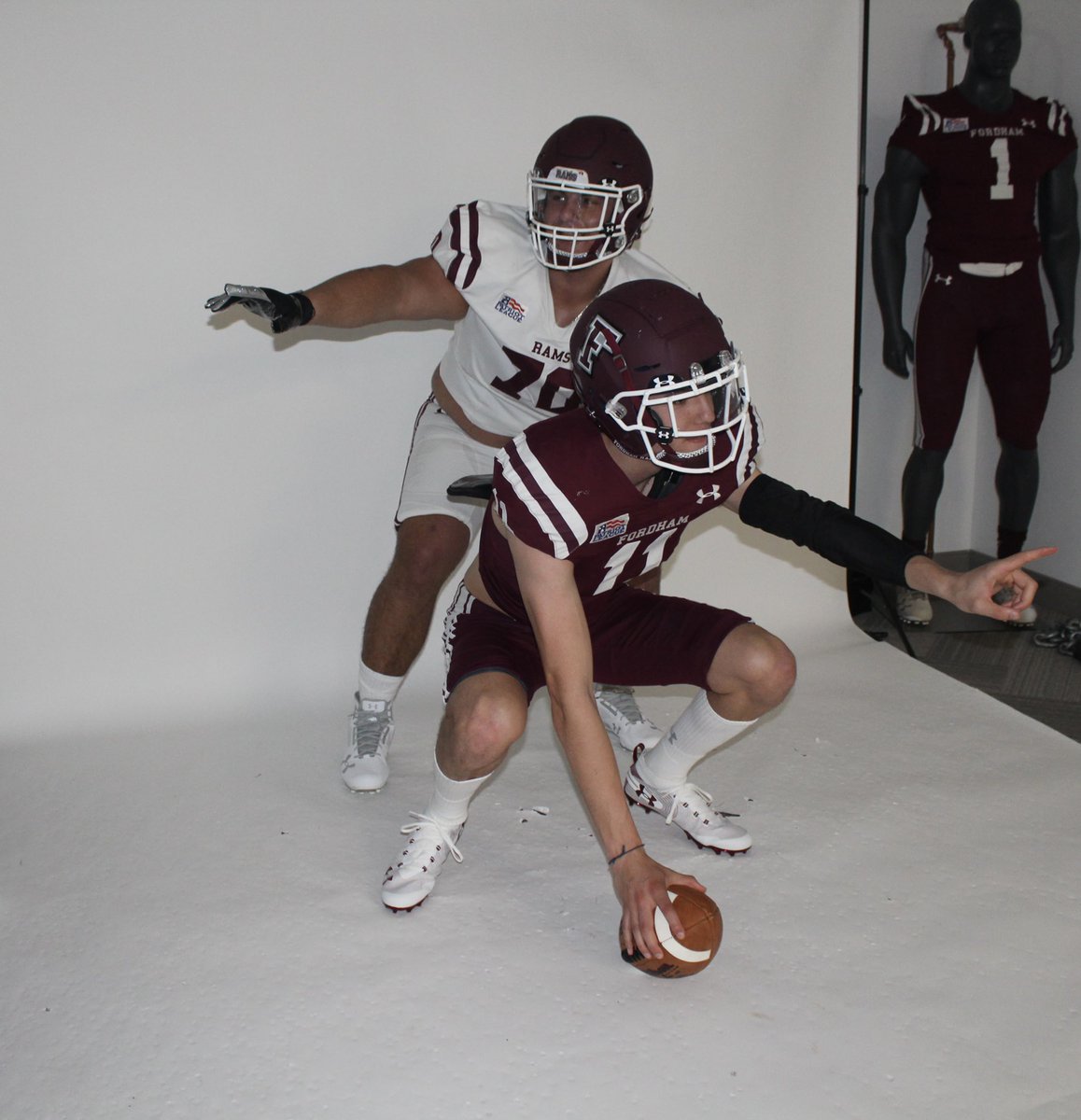 Had a great day <a href="/FORDHAMFOOTBALL/">Fordham Football</a> with <a href="/MattFitzsimons4/">Matt Fitzsimons</a> and <a href="/SomersFootball/">Somers Football</a> Thank you to <a href="/CoachLenahan/">James Lenahan</a> and <a href="/coacher_Hut/">Alex Huettel</a> for all the love yesterday!!