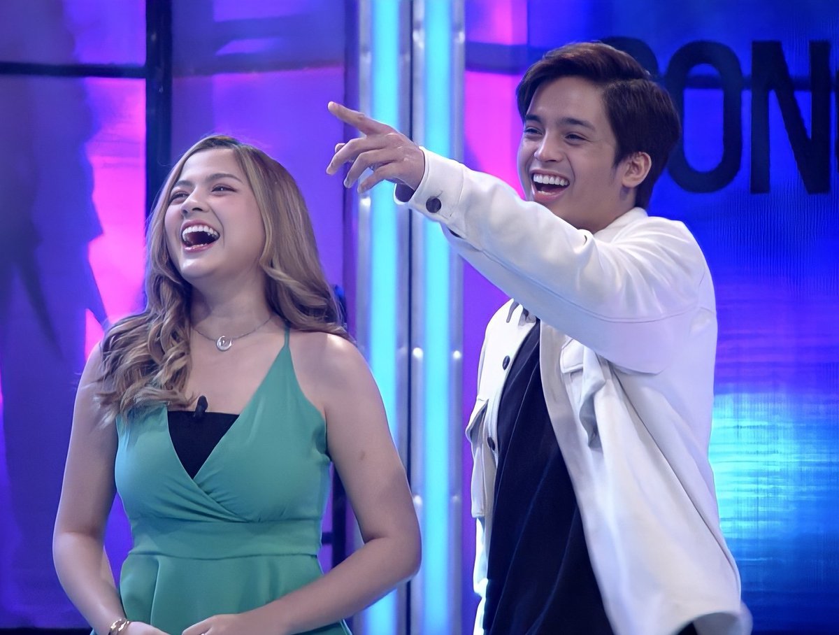 KdlexMultiverse's tweet photo. Like whatttt?!!!

Charot! #ayawkonalangdinmagtalk https://t.co/93vX6W6xYv