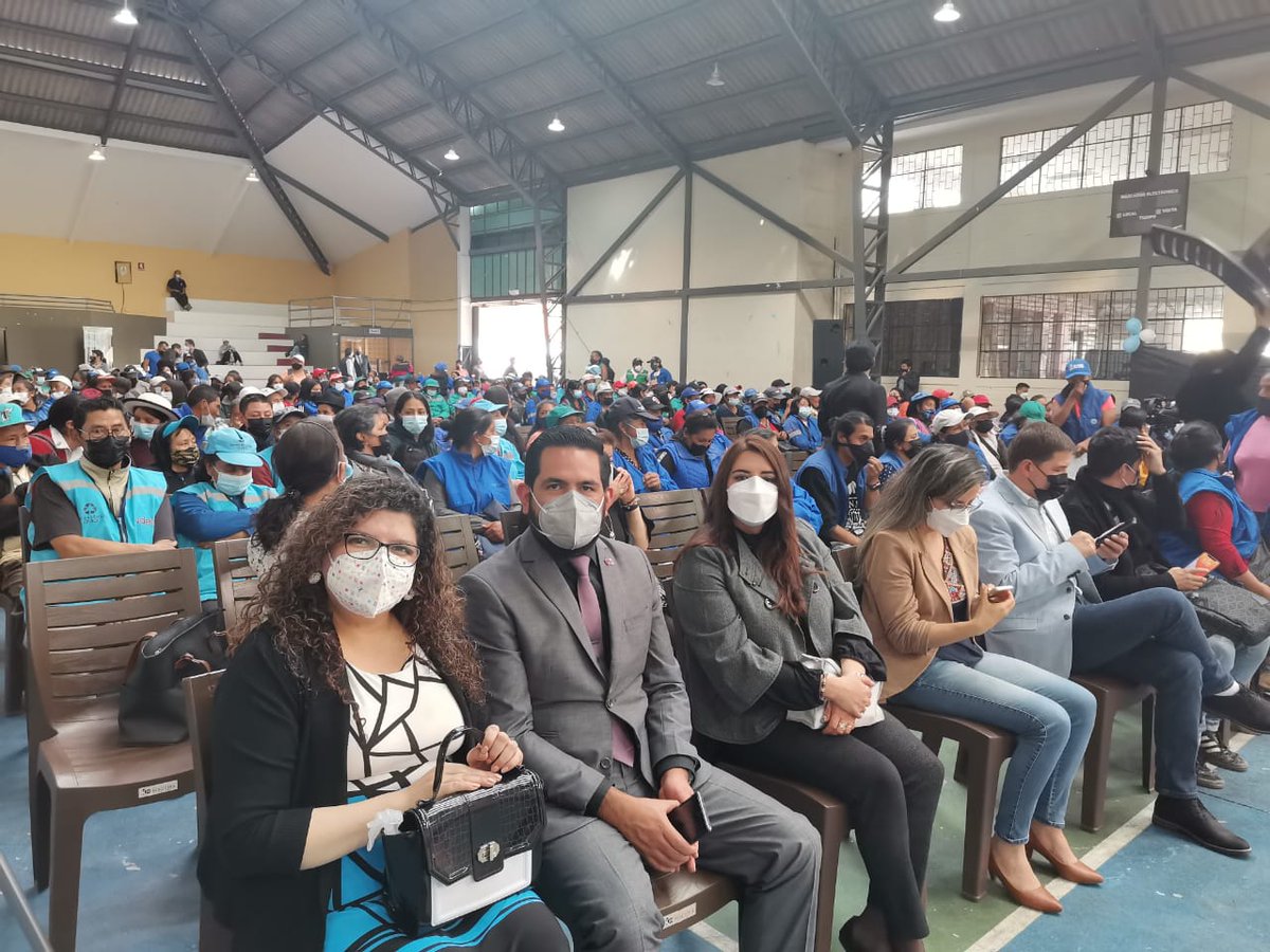 UCatolicaCuenca's tweet photo. La Universidad Católica de Cuenca firmó un convenio específico de cooperación interinstitucional con el Ministerio de Inclusión Económica y Social, @Azuayinclusiva con el objetivo de cooperar para el levantamiento de información y apoyo en la logística del censo de recicladores https://t.co/uwC7SCwLWR