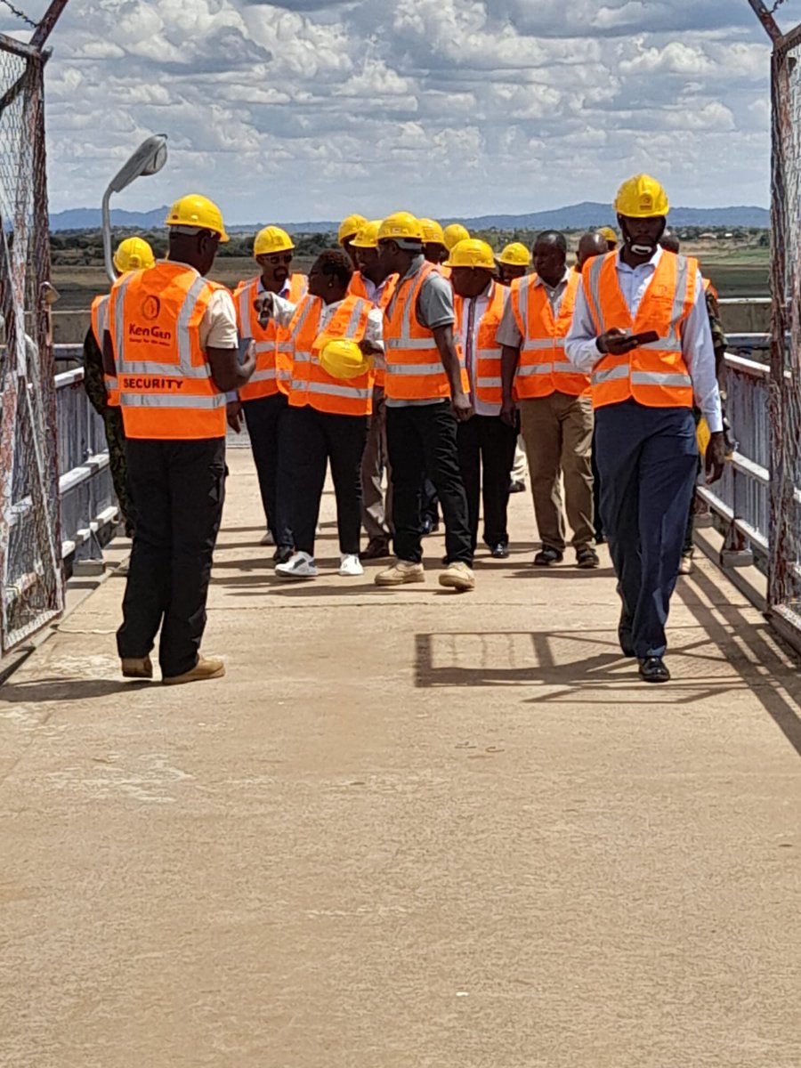 TardaKE's tweet image. 2/The multi-agency team held successful deliberations aimed at fostering effective synergies towards enhancing the security of @TardaKE&apos;s Masinga Dam as a strategic National Asset in Power Generation. #MasingaDam #nationalassetprotection #partnerships4development #powergeneration