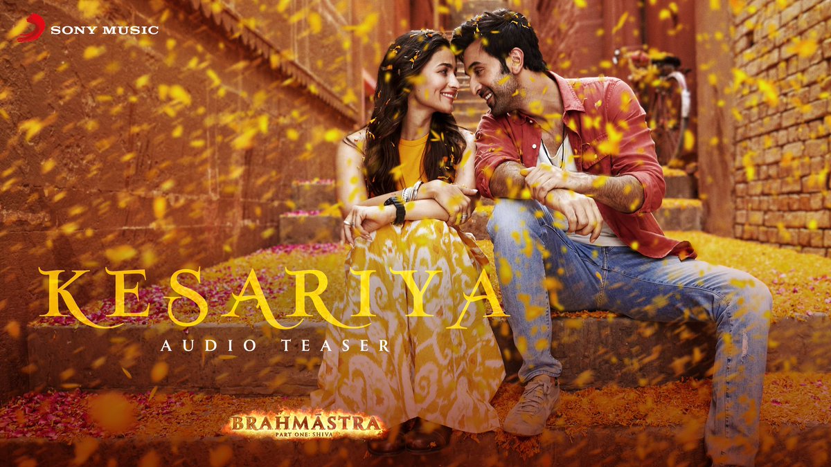 iamnagarjuna's tweet photo. Love is the light. To new beginnings and more! ❤️❤️

BRAHMĀSTRA Part One: Shiva | 
Kesariya Teaser 

YouTube Link
https://t.co/5CoSRpVYz8 https://t.co/HImtcDG4nK