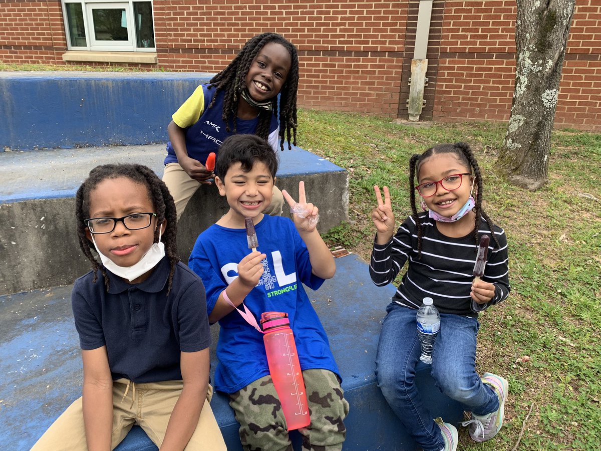 Mid week sweet treat 🍭🌤