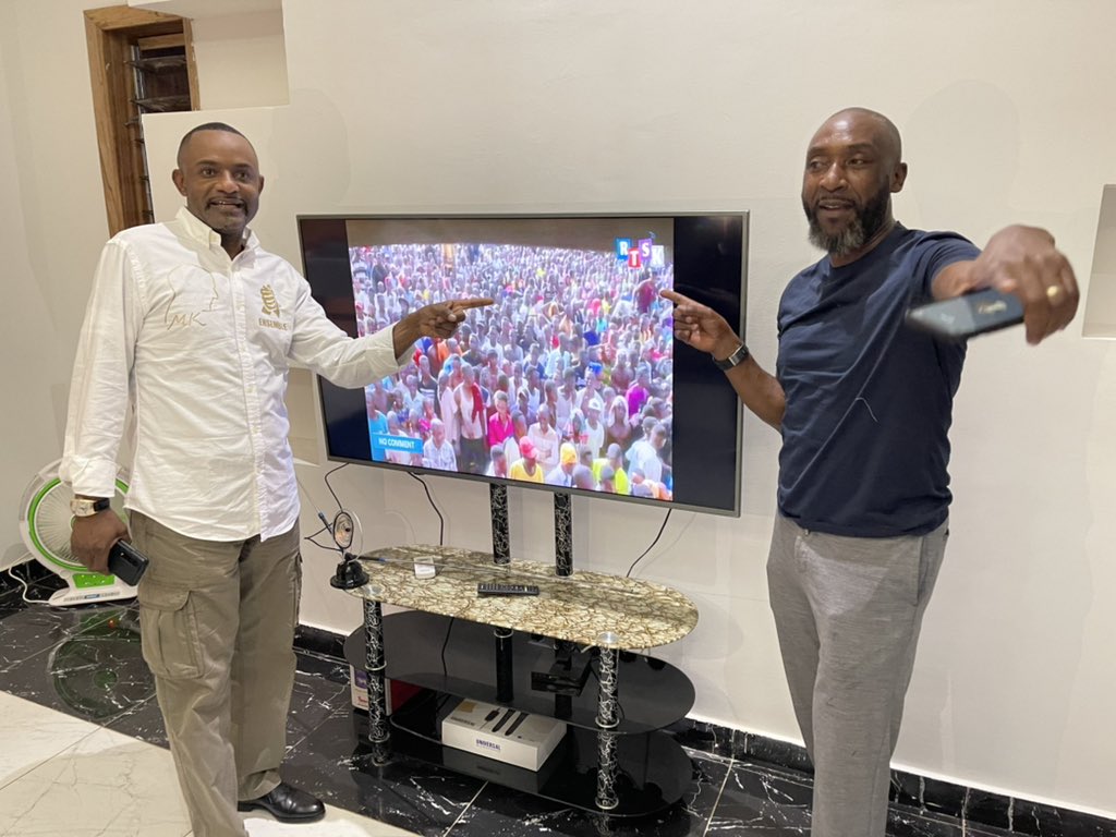 nononlandu's tweet photo. Un passage au Maniema et des empreintes ! le spécial @SalomonKalonda vient de donner à la ville de Kindu sa toute première chaîne de radio et de télévision privée, la Radio-télé Sauti ya Kindu ( RTSK ) dont le signal vient d’être lancé ce jour ! https://t.co/G9OMDtXWga