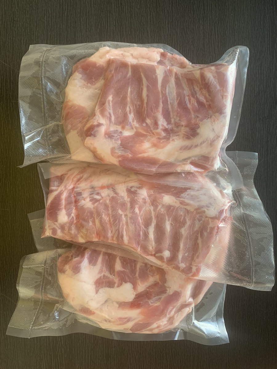 gee_juz's tweet photo. Farm fresh Pork and beef delivered to your doorstep at reasonable prices. Pretoria and surrounding areas🐖🐂🥩❤️ https://t.co/06DhpnLGaY