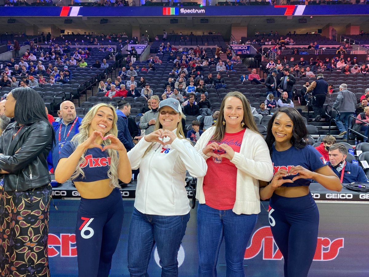 simonsheartorg's tweet photo. Are you as excited as we are to see them in the playoffs?! Did you catch Simon's Heart at the @Bucks vs @sixers game last month? As part of #nbafitweek, we were featured and awarded with a $10,000 donation from @CB_ONES23! Thank you for protecting hearts + saving lives with us! https://t.co/yamQmA5TYt