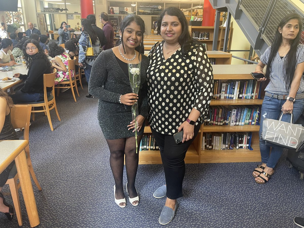 FrankConwellMS4's tweet photo. @FrankConwellMS4 @rstellatoMS4 @ap_gonzalezMS4 Today, students were inducted into the National Junior Honor Society. Congratulations to everyone. #NJHS #MS4Wizards https://t.co/EMce4HZ3VN