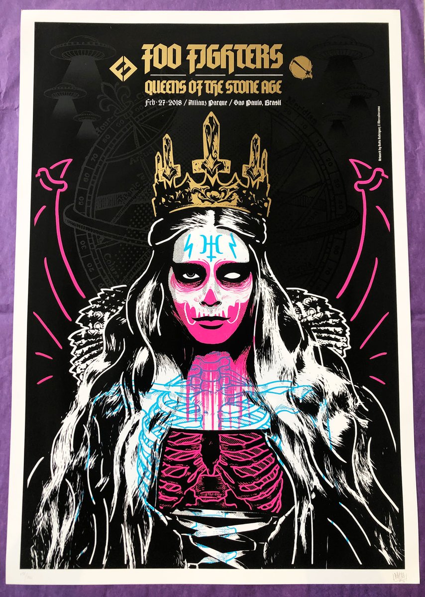 FrenchPaperArtC's tweet photo. Foo Fighters + Queens of the Stone Age Sérigraphie officielle dispo ici https://t.co/sZVoNbIfrz Design de l'artiste #RattaRodriguez, concert de Sao Paulo 2018. Edition limitée de 250 ex. signée et numérotée. Sérigraphie 5 couleurs #foofighters #qotsa #sérigraphie #gigposter https://t.co/qpaFeW8twb