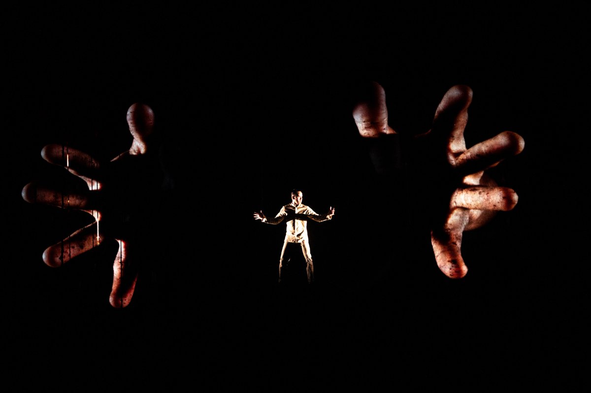 AkramKhanLive's tweet photo. In one week's time we'll be in Belgium presenting #ChottoXenos at the wonderful @cestcentral. Who's joining us for the performances on 20 &amp; 21 April? We'll see you very soon!

Hit the link in our bio for further info.

Photo by @jlouisFotos https://t.co/3vD5OSPaVj