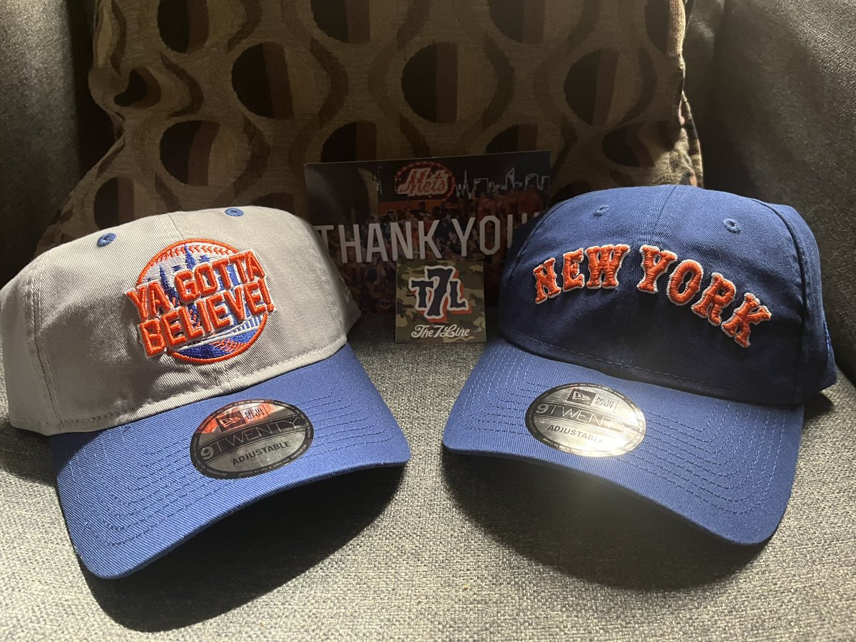 Cruz1977's tweet photo. Ordered yesterday morning and they arrived today. Ready for opening day @CitiField! Thanks @The7Line @DarrenJMeenan #7lineprime https://t.co/1A7SOlLsna